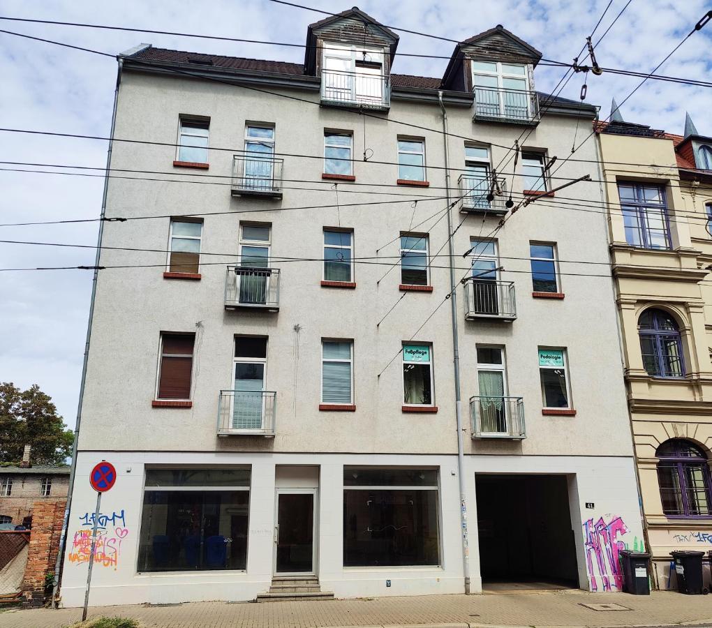 Magdeburg Wohnkomfort - Vollausgestattet - Streaming - Familie & Business Exterior photo